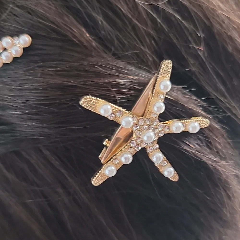 Chic Starfish Pearl Hair Clips set of 2